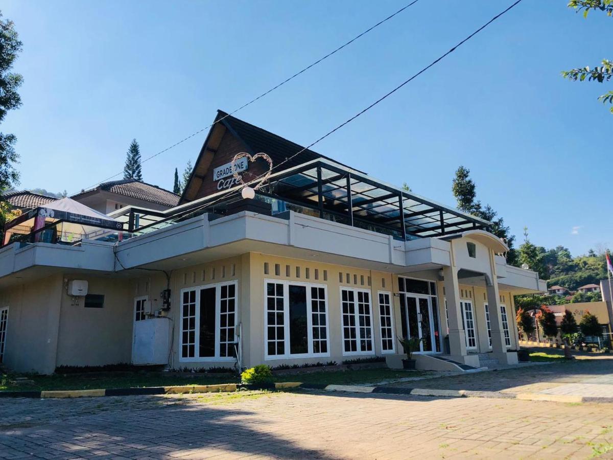 Alfa Resort Hotel And Conference Puncak Luaran gambar